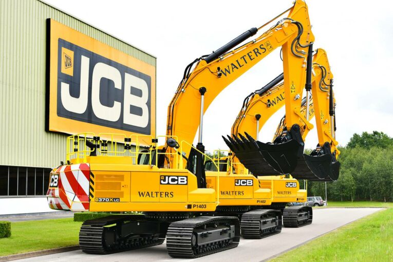 Walters Group the first to order the new JCB 370X Excavator