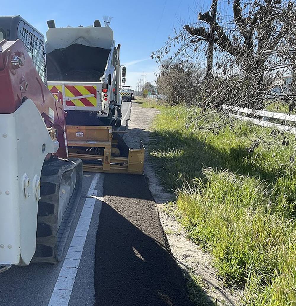 Muscatine County in Iowa champions the benefits of Road Widener’s FH-R