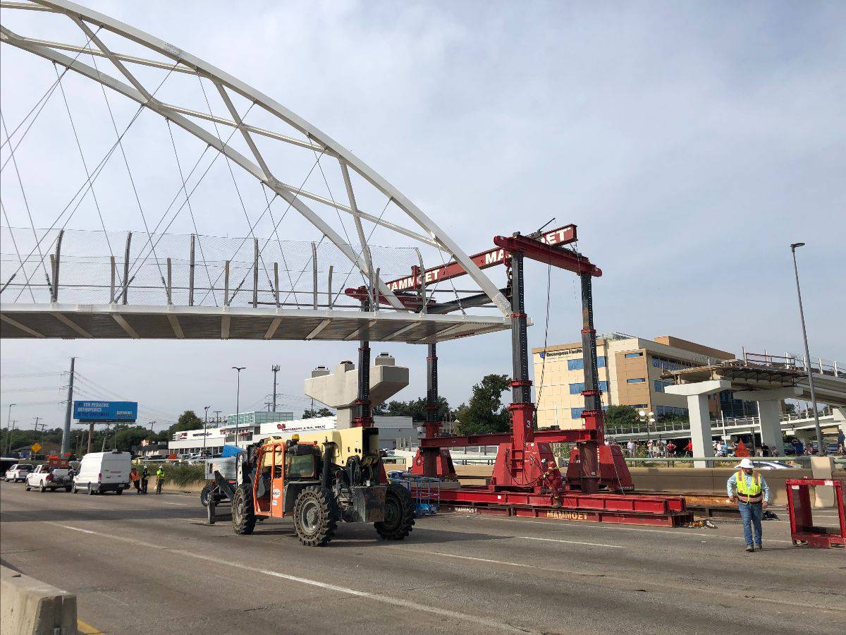 Unique S Curved Pedestrian Bridge installed over Texas highway by Mammoet