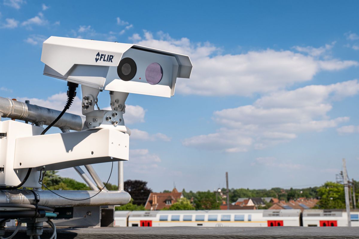 FLIR unveils TrafiBot Dual AI for Interurban Traffic Safety