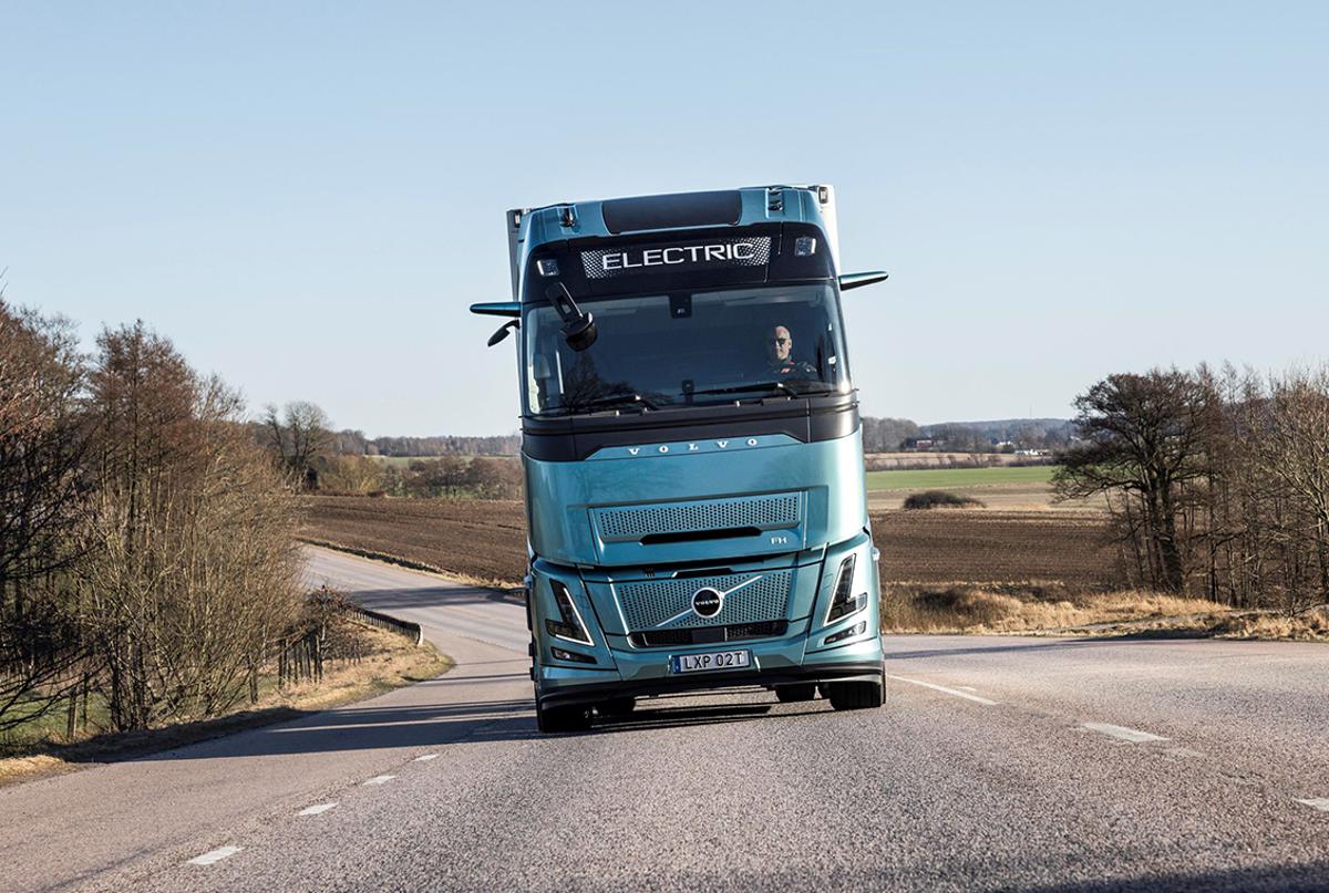 Volvo’s New Electric Truck a 600 km Game-Changer for Long-Distance Transport