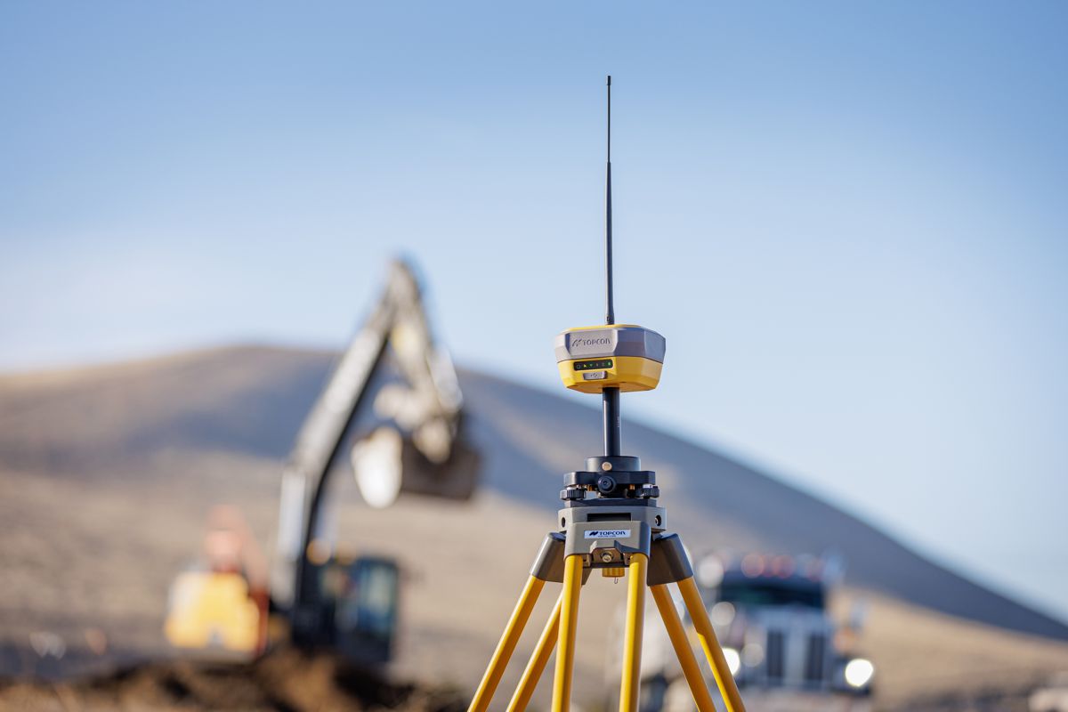 Topcon Unveils HiPer XR GNSS Receiver for state-of-the-art Surveying