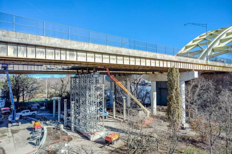 Acrow 700XS Towers Holding Up the Future of Interstate 471