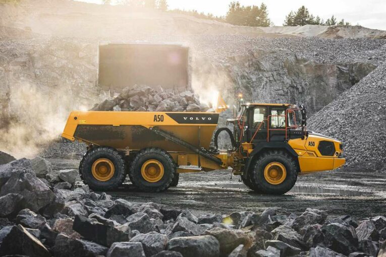 Volvo Construction Equipment Ends 2024 Strong with New Growth