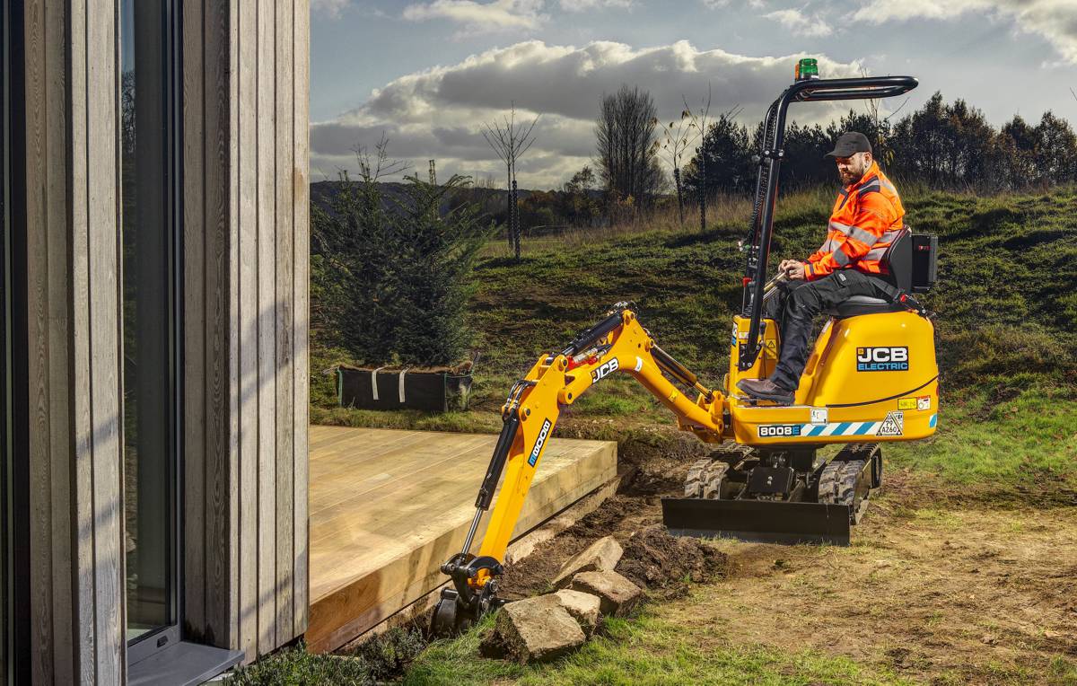 JCB Expands Electric Compact Excavator Line with the 8008E CTS