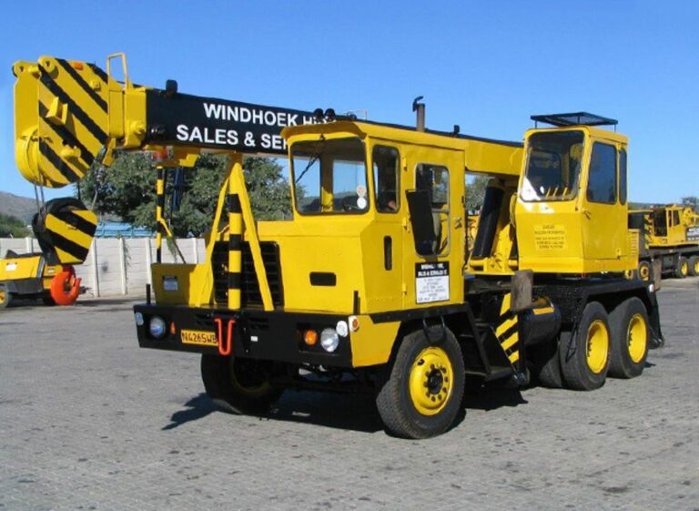 Grove TM150 Truck Crane still Going Strong after Four Decades in Namibia