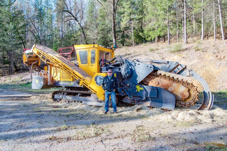 Mastenbroek Bulldog Compact Trencher Makes Its Mark at bauma