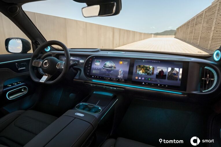TomTom and smart Navigating the All-Electric Driving Revolution