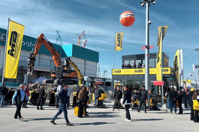 MB Crusher Pulverizes the Competition With bauma Debut