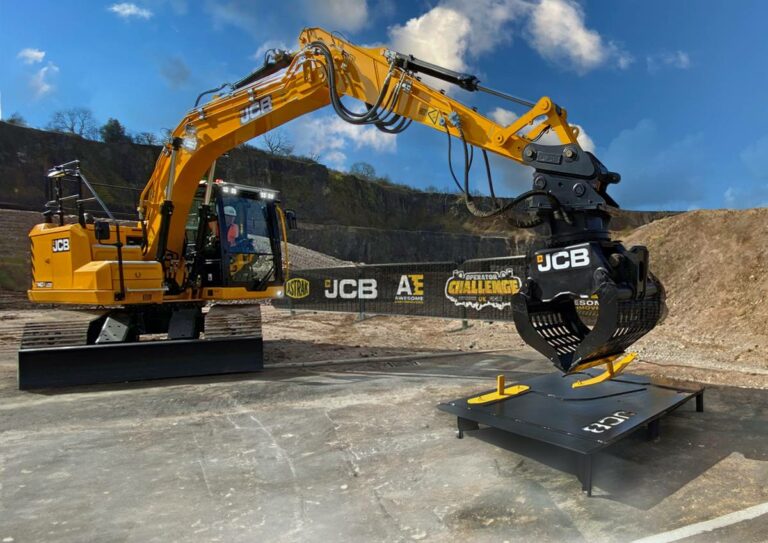 JCB Powering Up the Operator Challenge at PlantWorx 2025