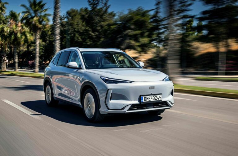 Geely Powering a New Era for Greek Roads with EX5 Launch