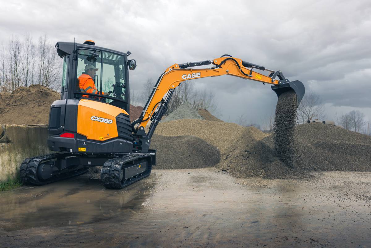 CASE Expands Mini Excavator Range with High-Spec CX38D
