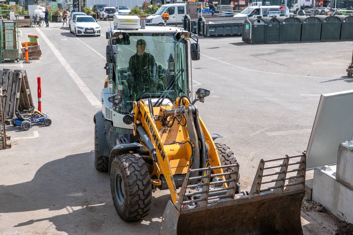 ARC Powering Ahead with Liebherr Electric Waste Handling Wheel Loaders