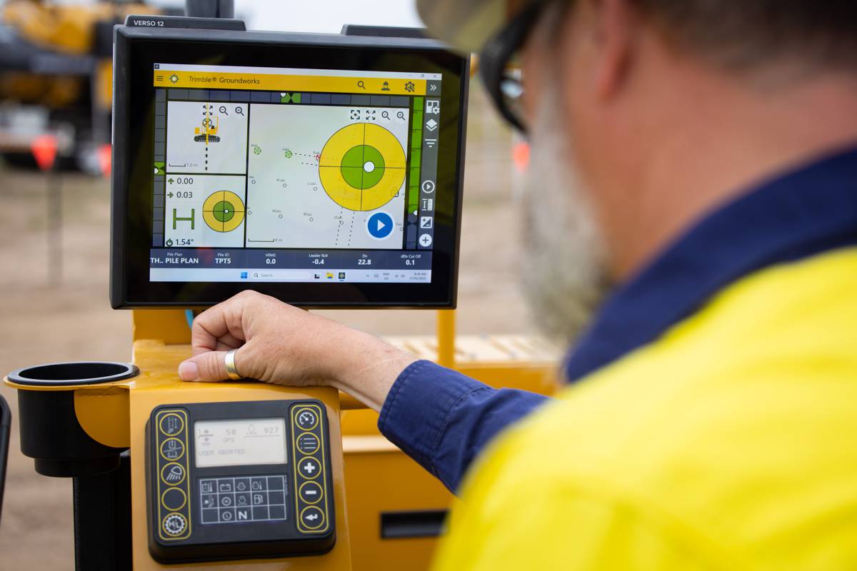 Trimble and Vermeer Join Forces to Transform Solar Farm Construction