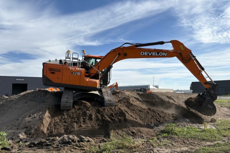 Develon and Trimble Strengthen Integration for Next-Level Excavation Accuracy