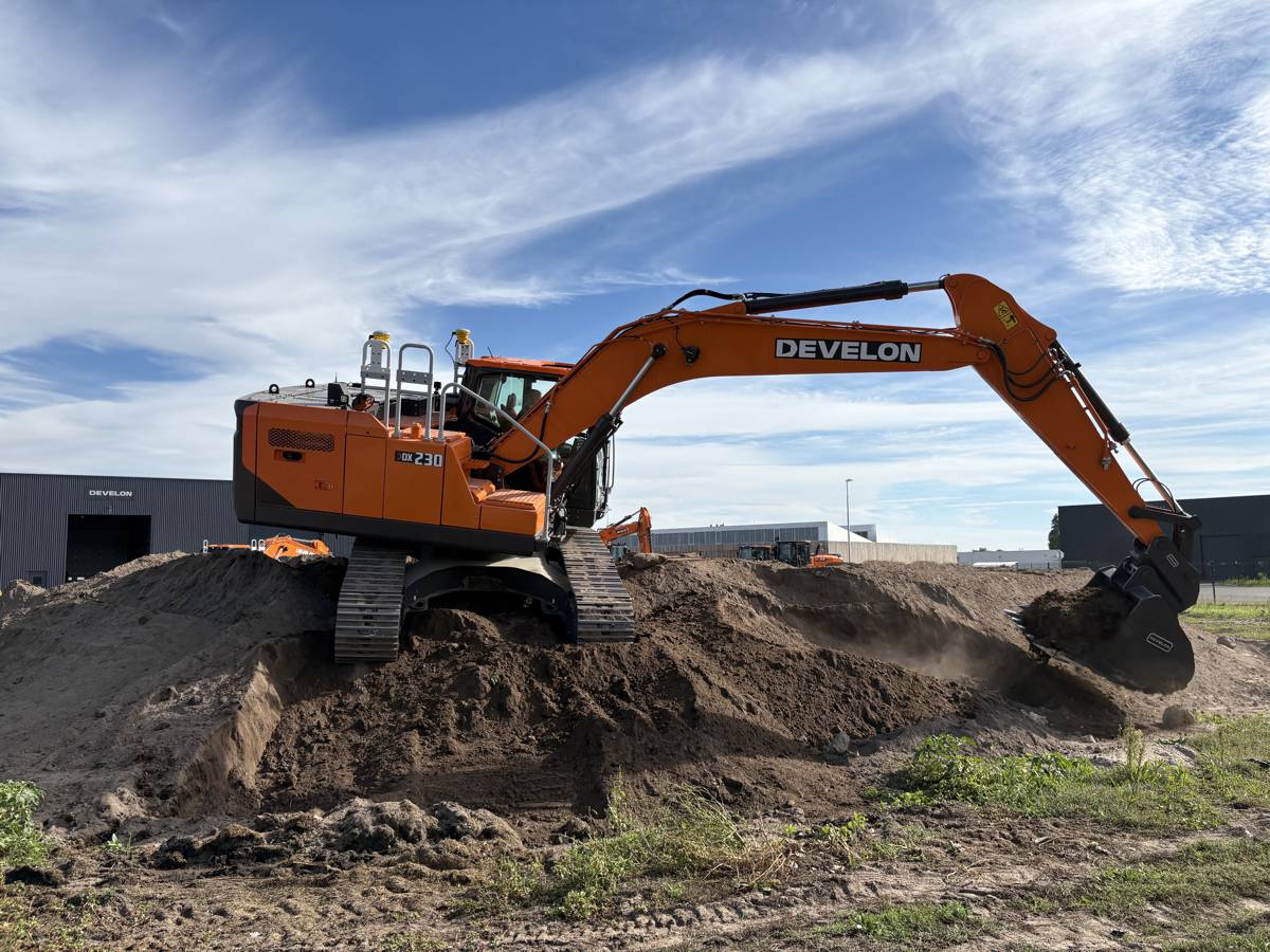 Develon and Trimble Strengthen Integration for Next-Level Excavation Accuracy