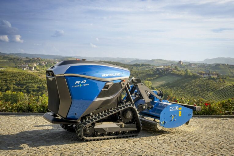 Autonomous R4 Robots Redefining Sustainable Specialty Farming