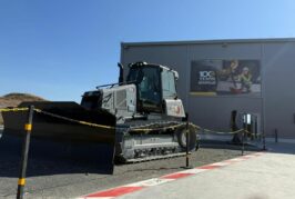 Finning Offers UK Fans a VIP Insight into Cat's Malaga’s Demonstration Centre