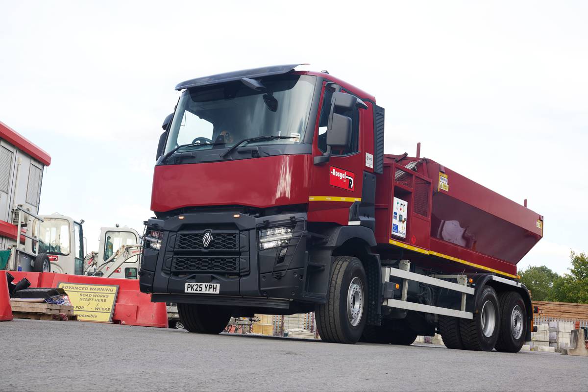 Rosgal Advances Sustainable Fleet Strategy With New Renault Trucks Hotbox