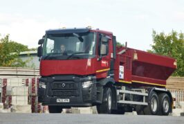 Rosgal Advances Sustainable Fleet Strategy With New Renault Trucks Hotbox