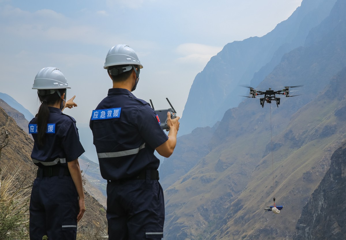 DJI FlyCart 100 Redefining Heavy-Lift Aerial Logistics