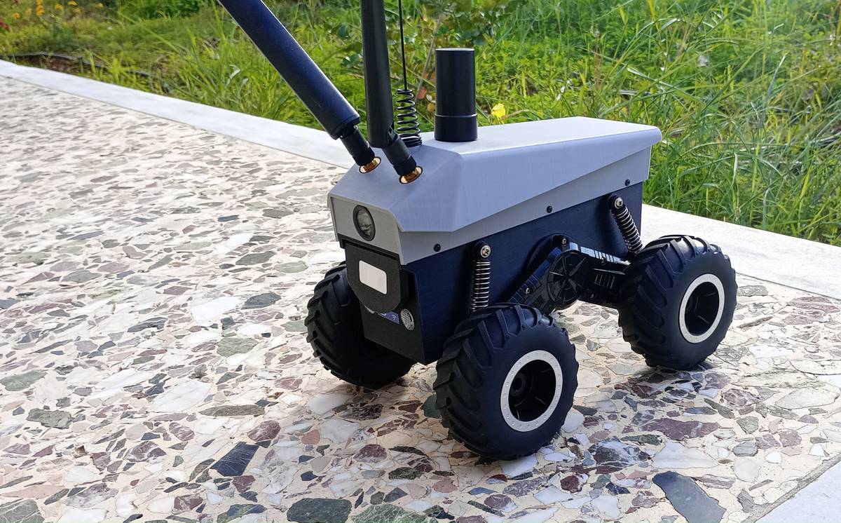 Hands-on STEM Robotics and AI Learning with FrodoBots EarthRover Mini+