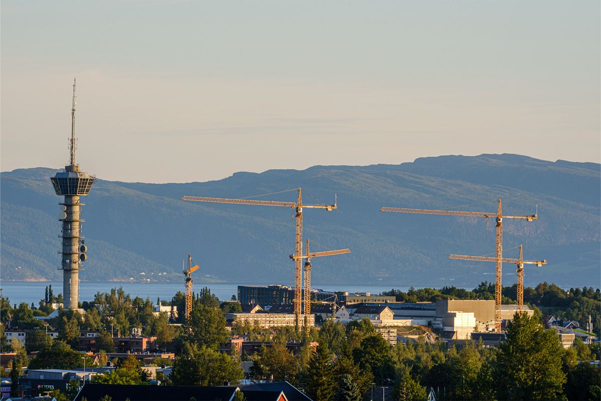 Constructing Norway’s Ocean Technology Hub With Liebherr Cranes