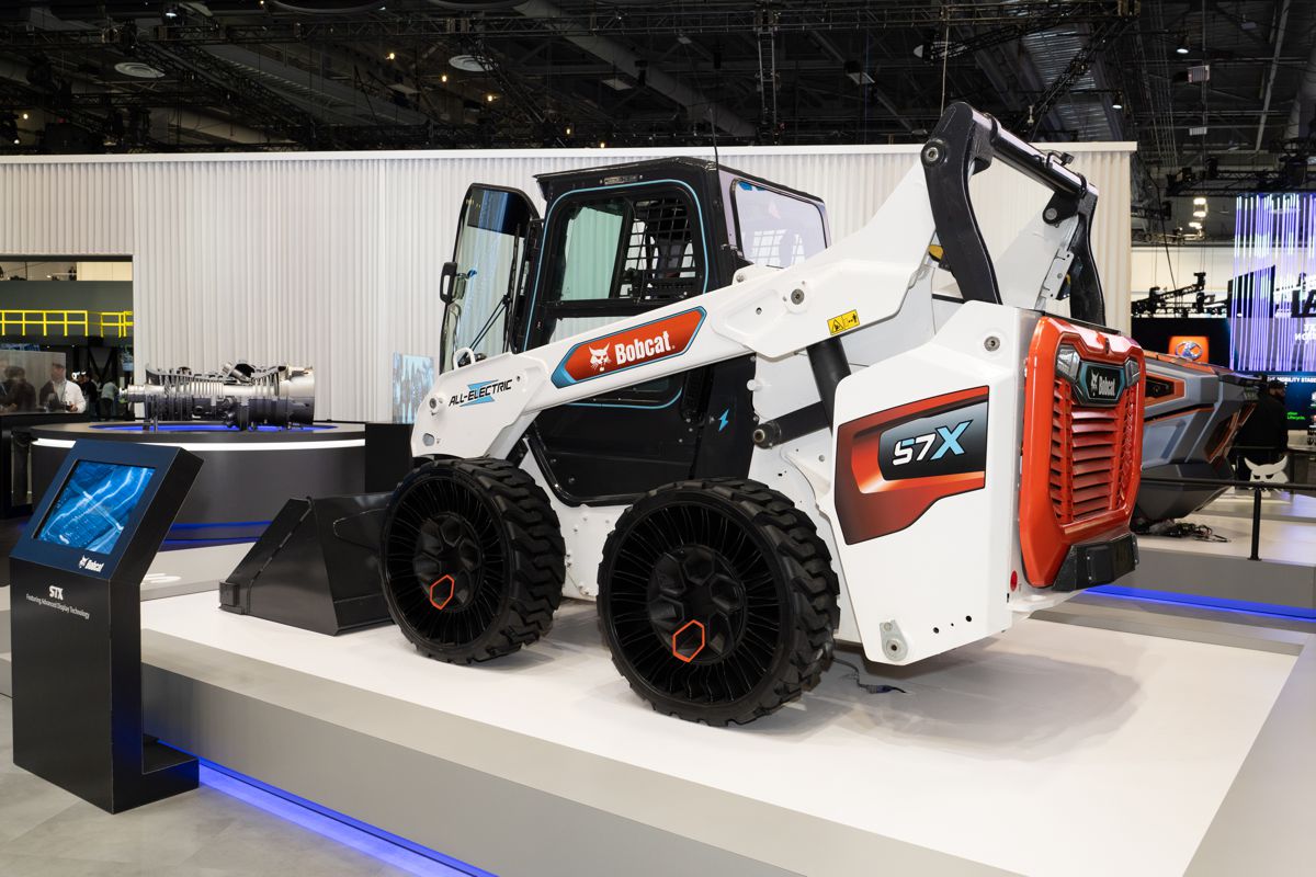 Bobcat is Rewriting the Rules of Compact Equipment at CES
