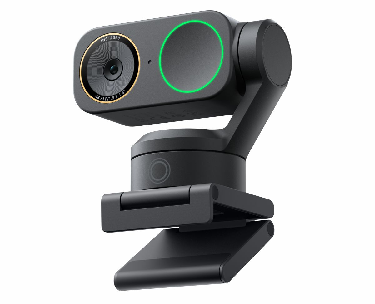 Insta360 Redefines the AI Webcam for Professional Work at CES
