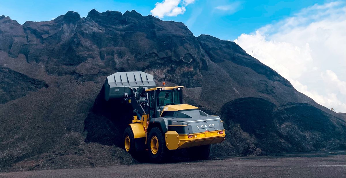 Indonesia Welcomes Its First Electric Wheel Loader From Volvo CE