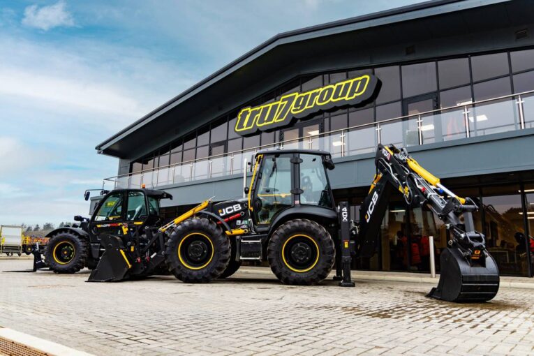 Tru7 Group Celebrates With Custom JCB Backhoe Loader and Telehandler