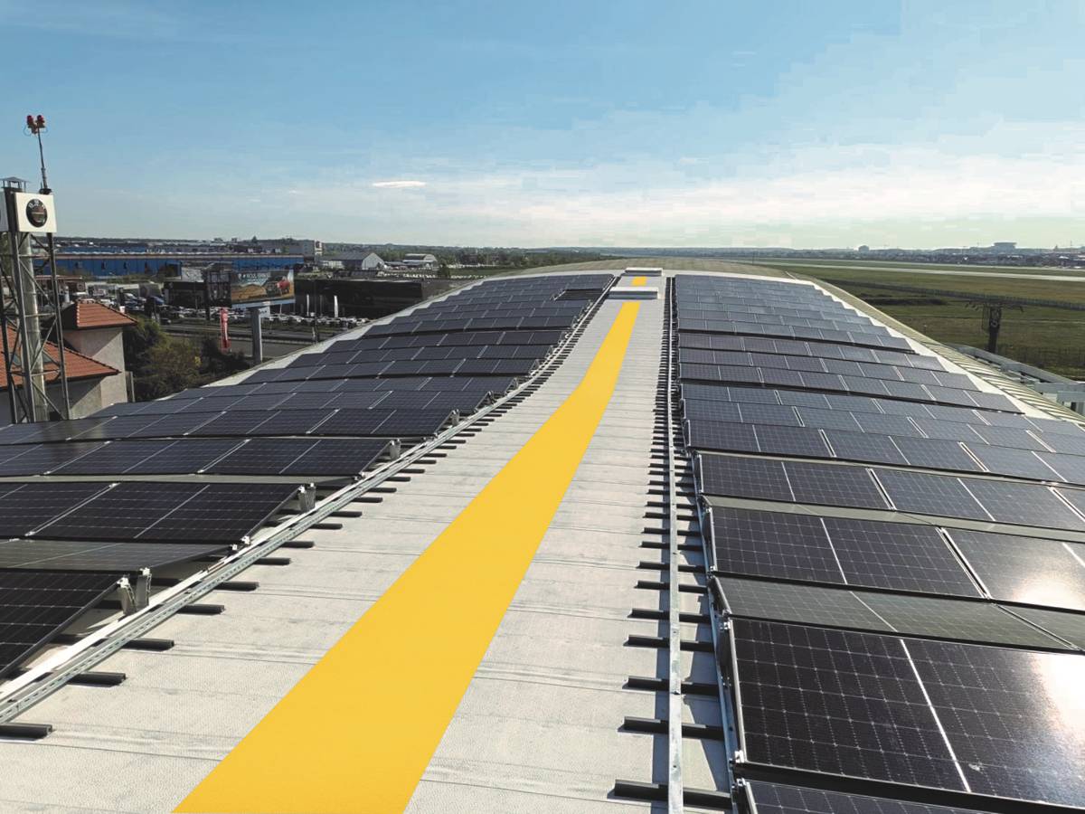 RENOLIT ALKORPLAN Wins Archiproducts Design Award for Roofing Safety Innovation