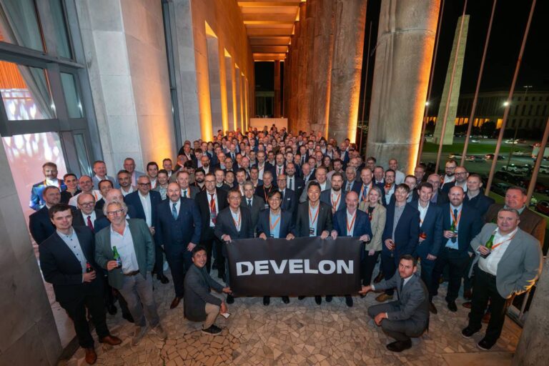 Develon Strengthens European Strategy as Dealer Network Drives Growth