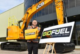 JCB Expands Low Carbon Pathways with B100 Biodiesel for Excavators