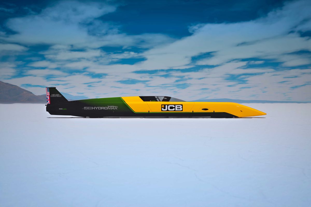 JCB Hydromax Chases Hydrogen Glory on the Bonneville Salt Flats
