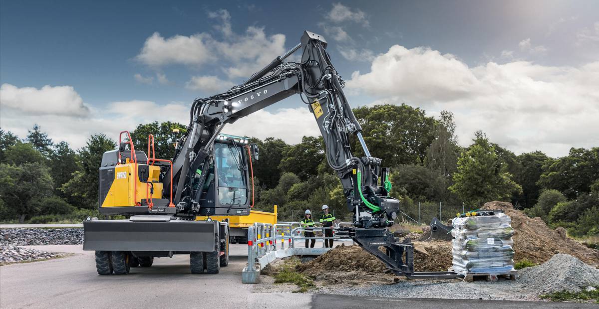 Volvo Plugs the EWR150 Electric Wheeled Excavator into our Zero Emission Future