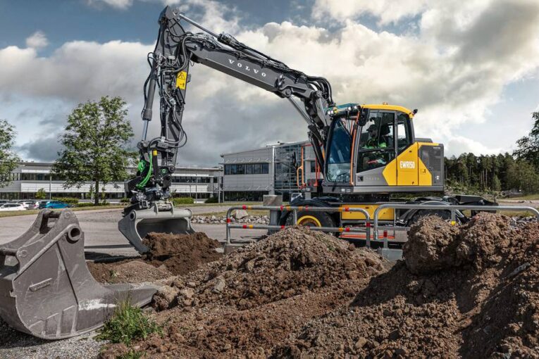 Volvo Plugs the EWR150 Electric Wheeled Excavator into our Zero Emission Future