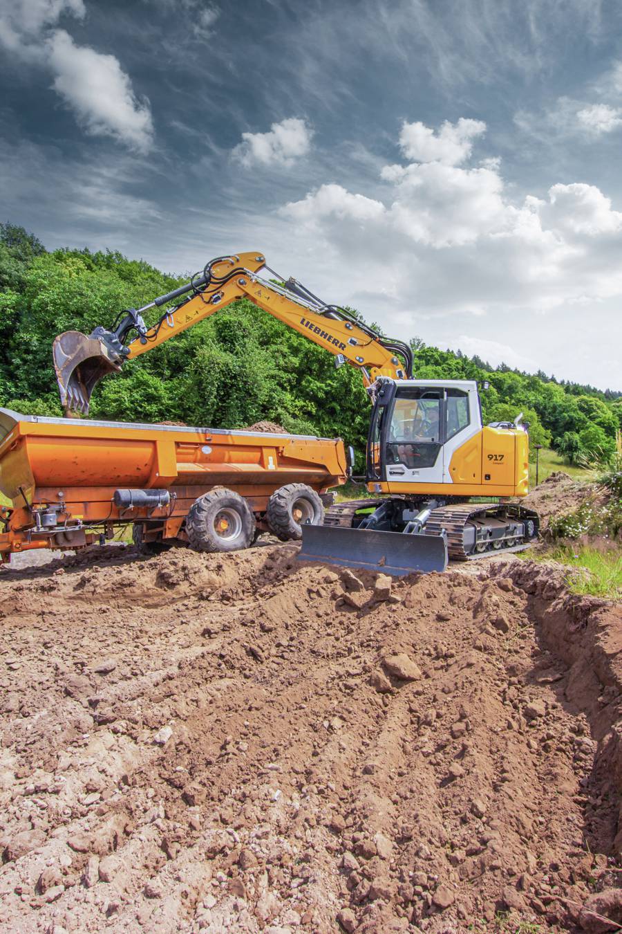 Liebherr Targets Urban Construction with Generation 8 Compact Excavators