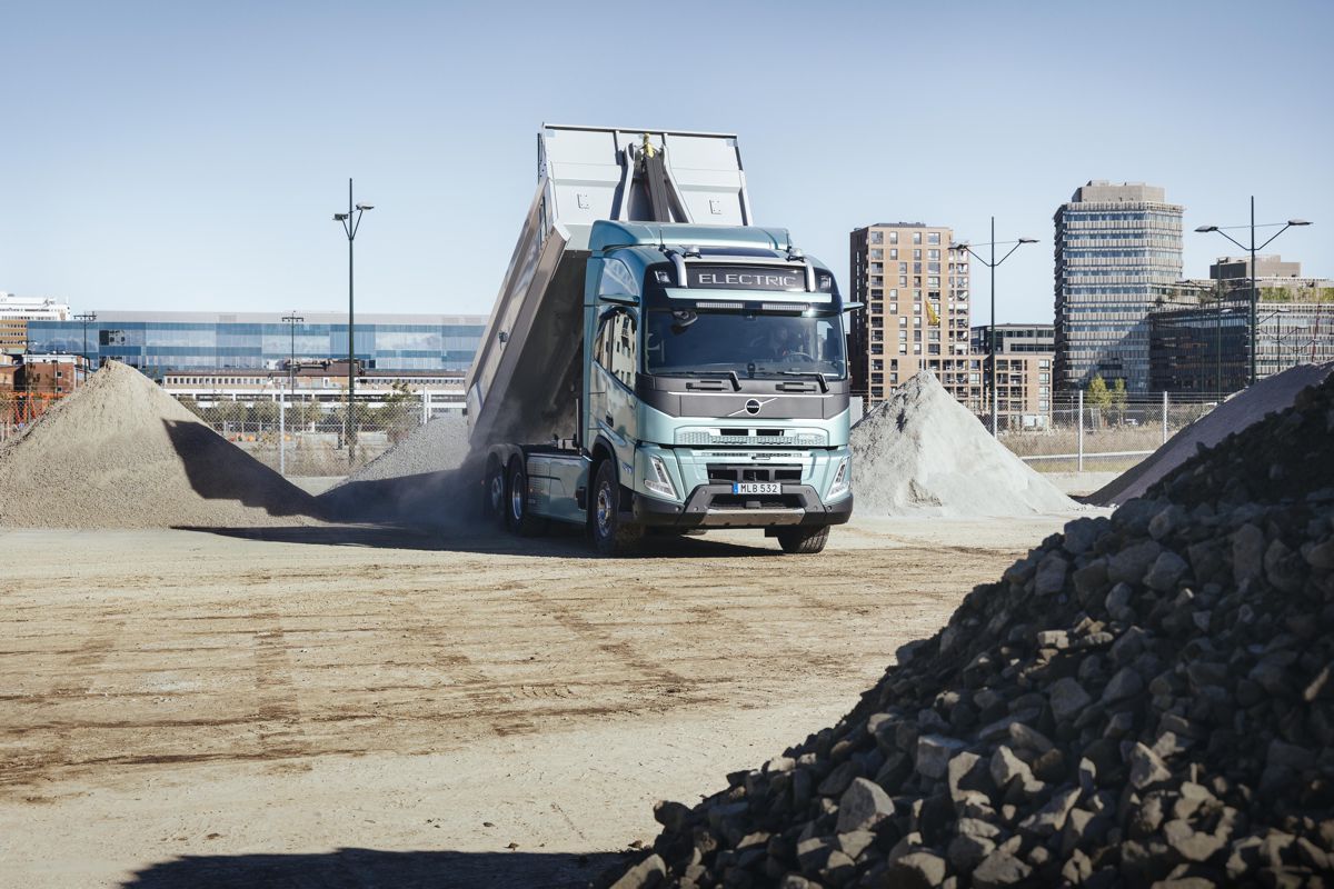 Volvo Pushes Electric Trucking Past The 700 Kilometre Mark