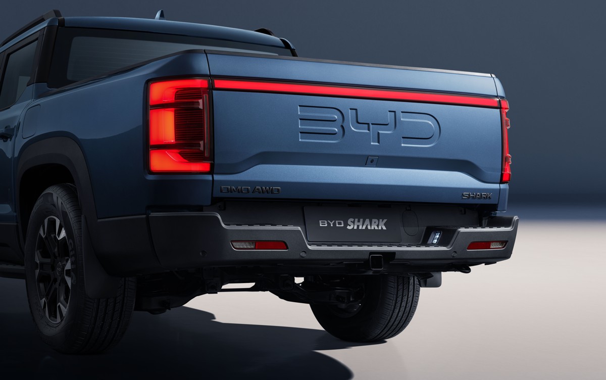 BYD SHARK Takes On the Ford Ranger PHEV in a Reformed Pickup Market