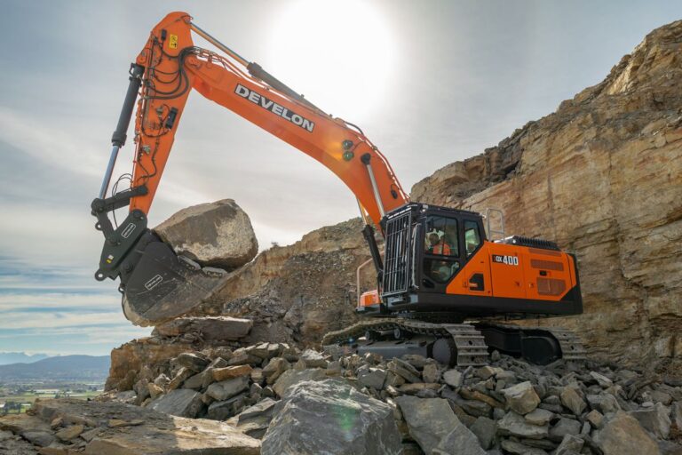 Develon to Spotlight AI Safety and Series 9 Heavy Excavators at steinexpo 2026