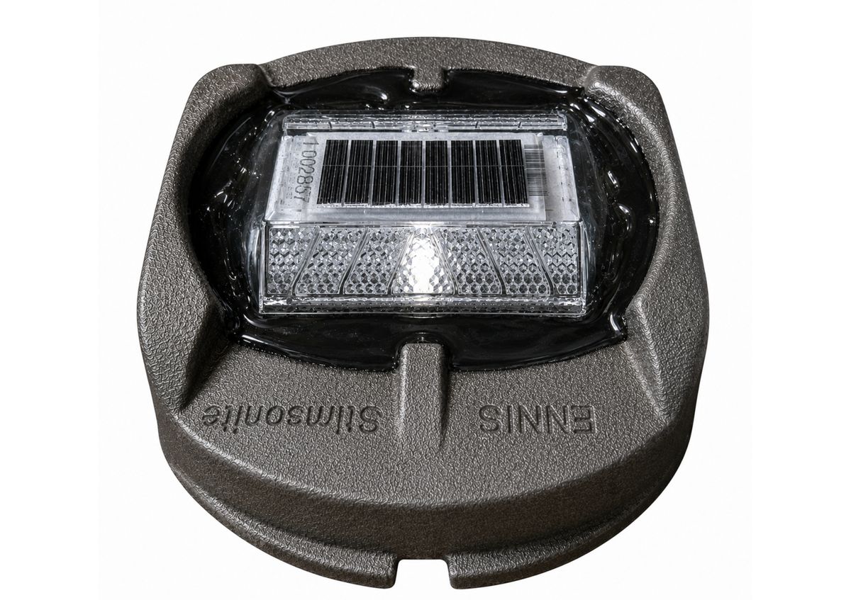 Clearview and Prismo Secure DfT Approval for Cast Iron SolarLite S381 Active Road Stud