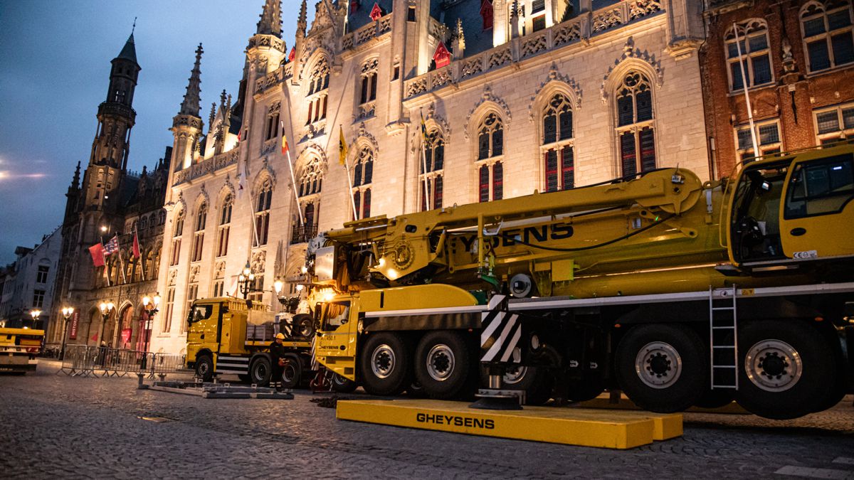 The Tadano AC 7.450-1 and the Economics of Constrained Lifting