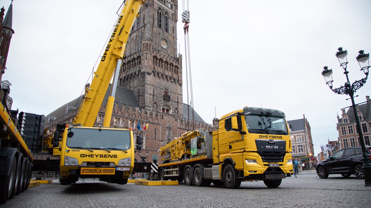 The Tadano AC 7.450-1 and the Economics of Constrained Lifting