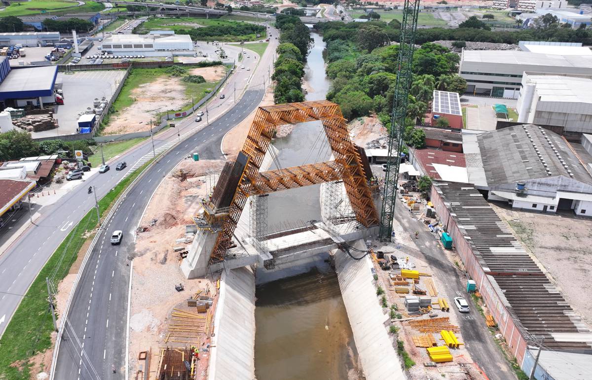 ULMA's 400-Tonne Formwork Package Keeping São Paulo Bridge on Schedule