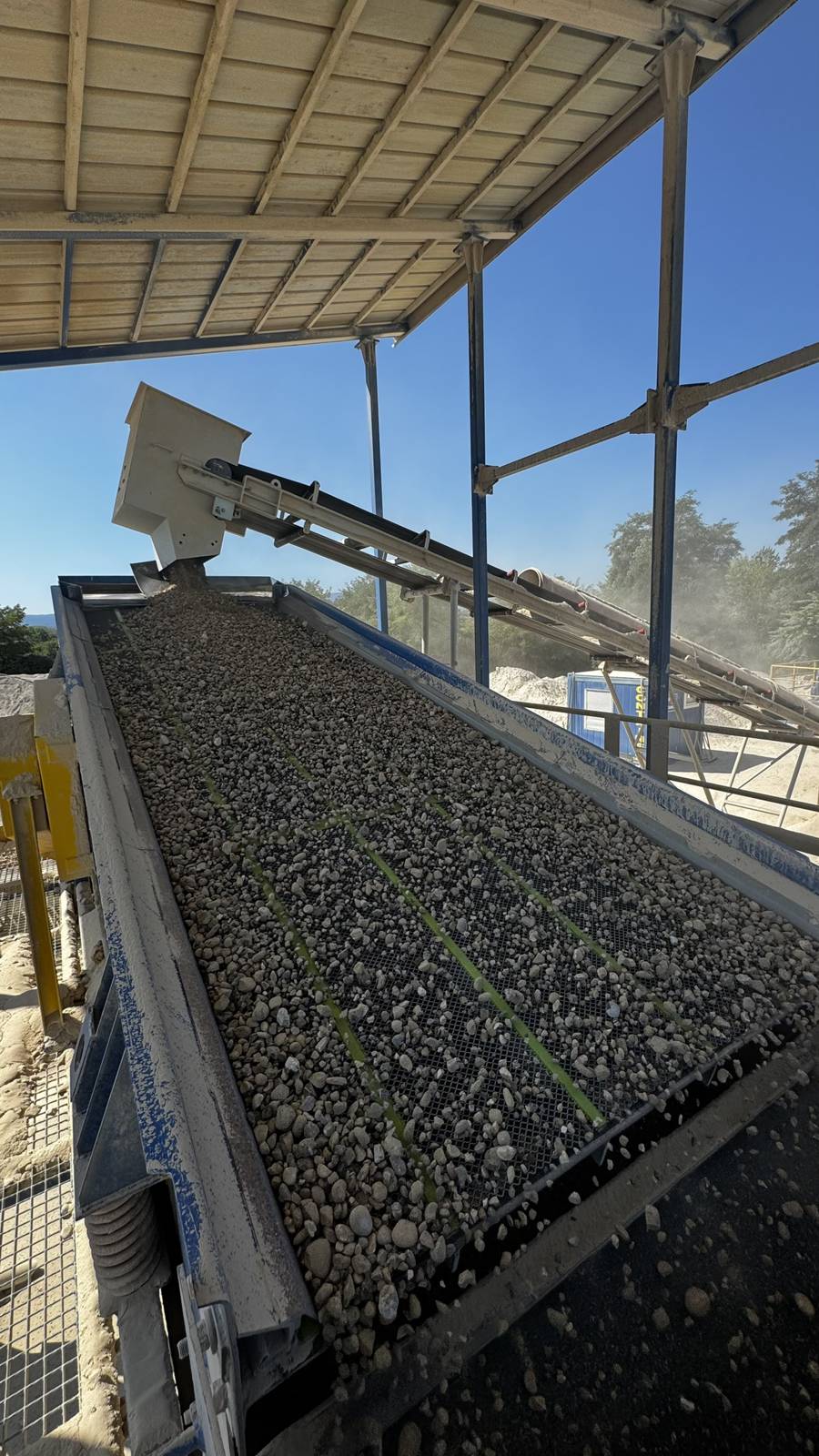 MAJOR Takes High-Vibration Screening into the Basalt Quarry at steinexpo