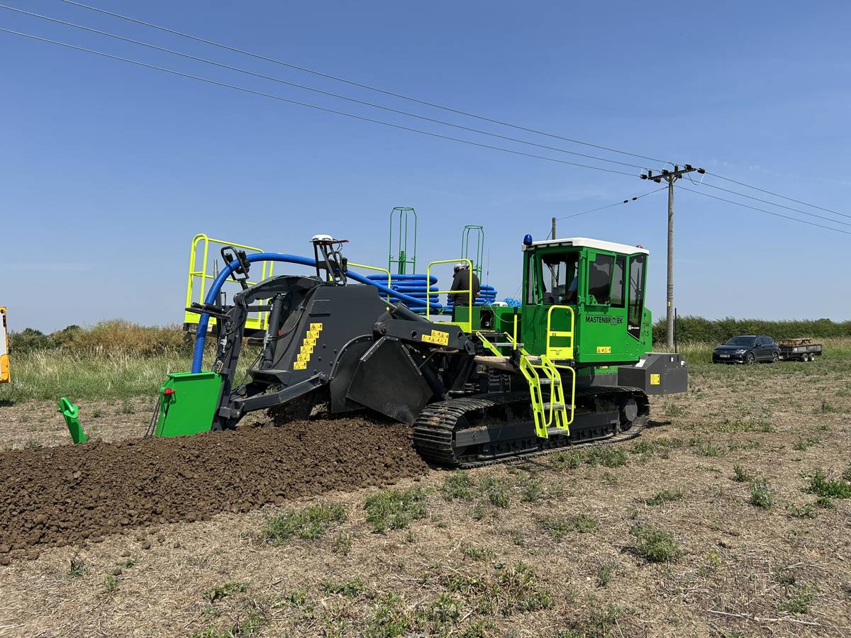 Mastenbroek Refines 20/15 Drainage Trencher for 2026