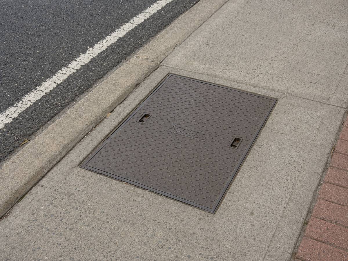 What to Look for When Replacing Old Access Covers