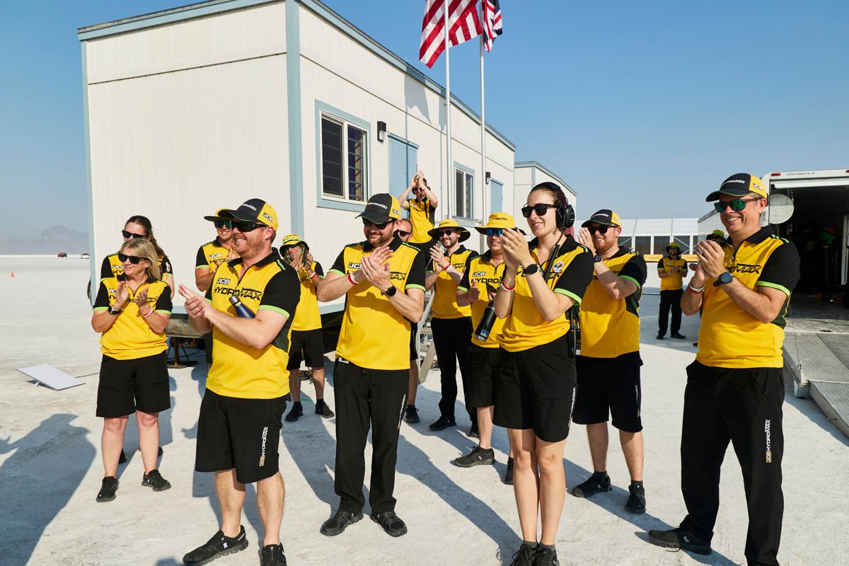 JCB Hydromax Sets 368mph Record Ahead of FIA Hydrogen World Record Bid