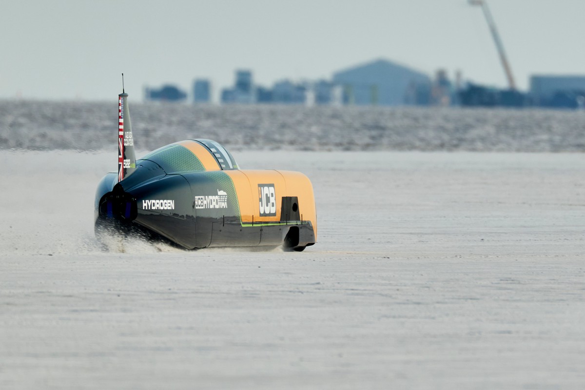 JCB Hydromax Sets 368mph Record Ahead of FIA Hydrogen World Record Bid